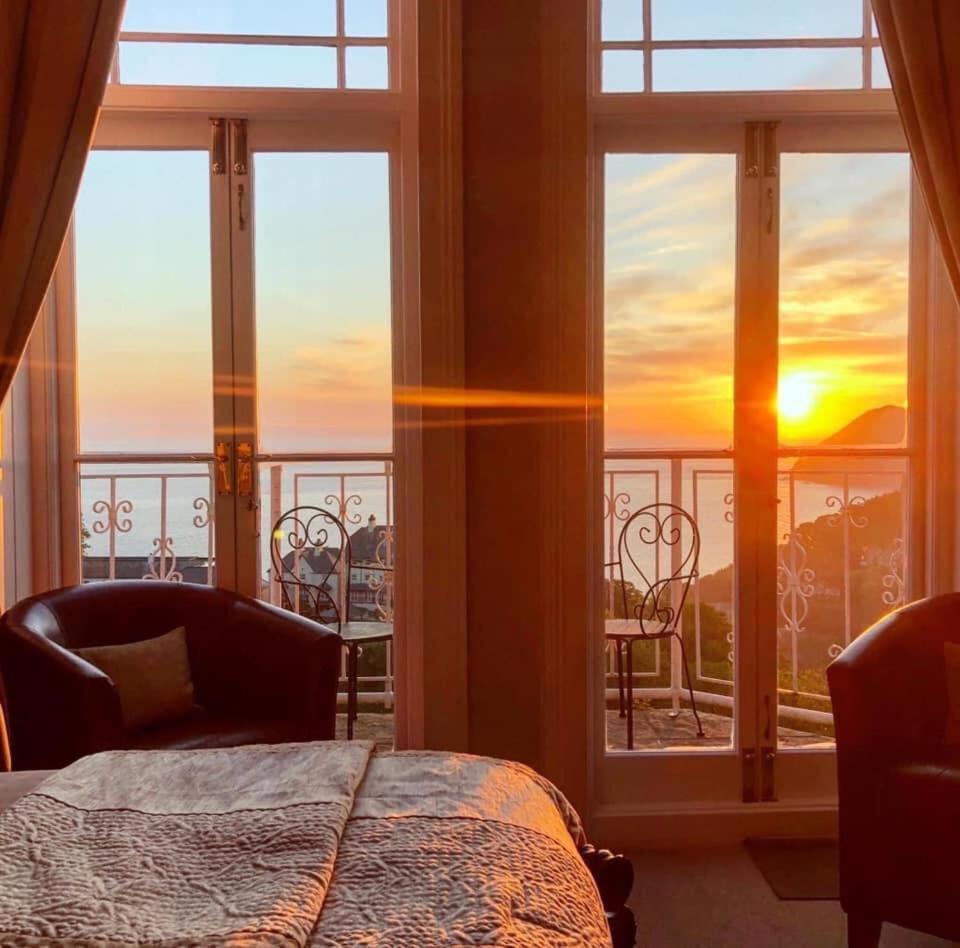 Highcliffe House Panzió Lynton Kültér fotó